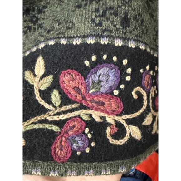 Icelandic Wool Floral Embroidery Zip Front Sweater Cardigan Green Sz M Pockets - Picture 15 of 15
